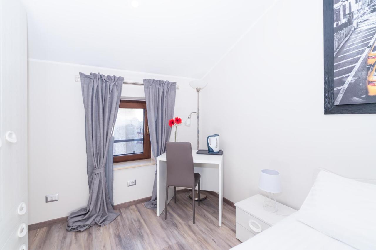 Ferienwohnung La Dimora Nel Borgo Vitorchiano Exterior foto