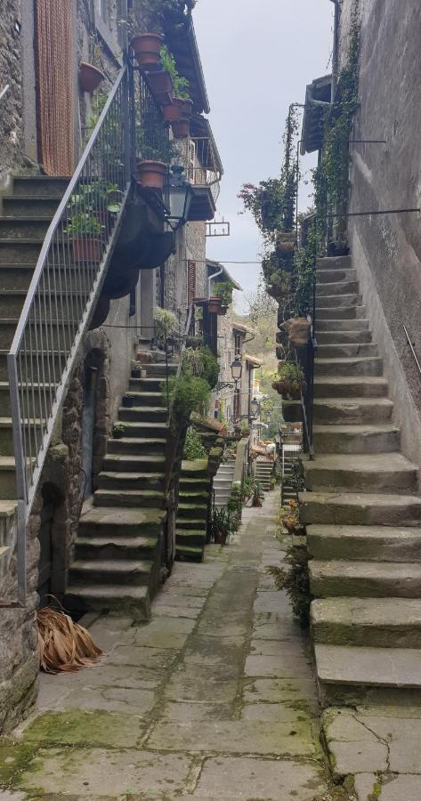 Ferienwohnung La Dimora Nel Borgo Vitorchiano Exterior foto